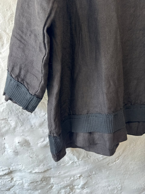 Aequamente Boxy Black Linen Top