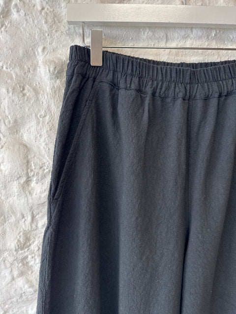 Aequamente Shaped Leg Black Seersucker Pants