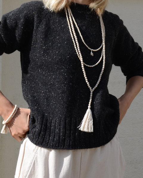 Oval Magnesite Loop Necklace