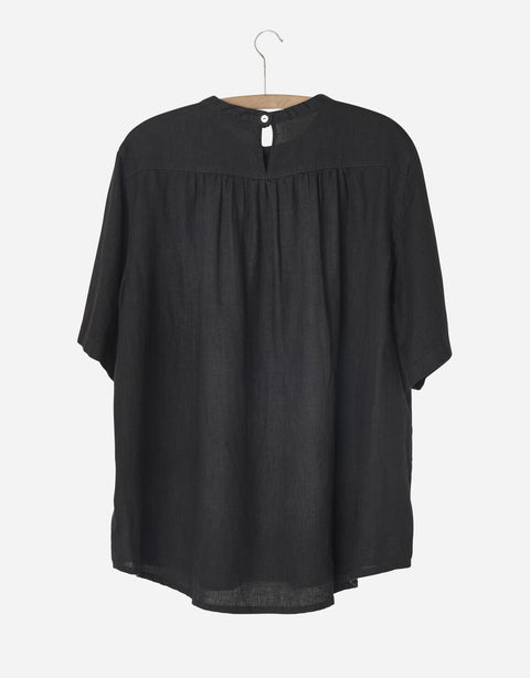 Nygardsanna Linen Pleat Top | Black