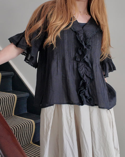 AJ117 Cotton Frill Top