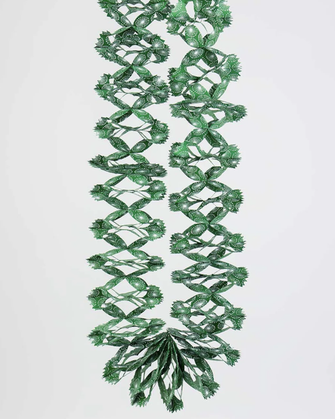A World Of Craft Green & White Kathmandu Dandelion Garland