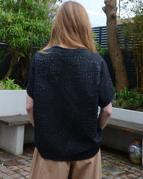 Aequamente Batik Cotton Top | Black