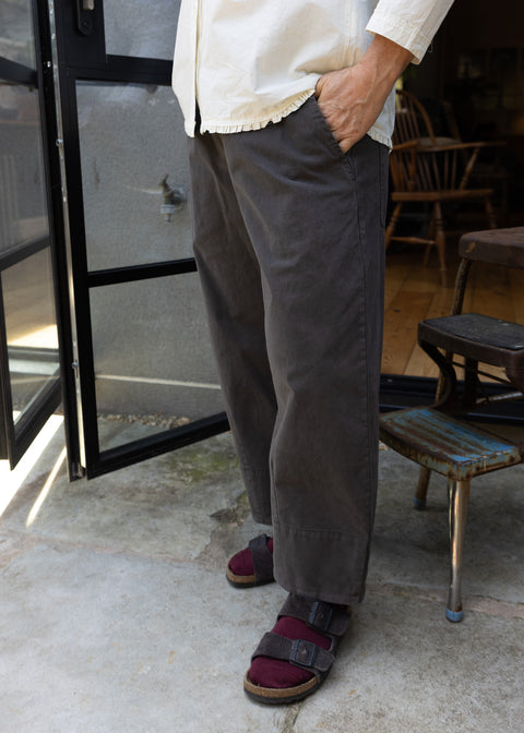 Aequamente Shaped Leg Pants | Visone / Dark Olive
