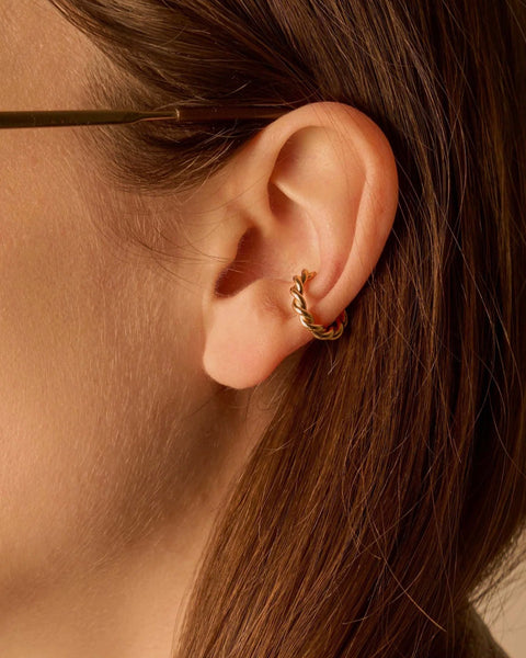 Alt Paris Gold Vermeil Twist Ear Cuff