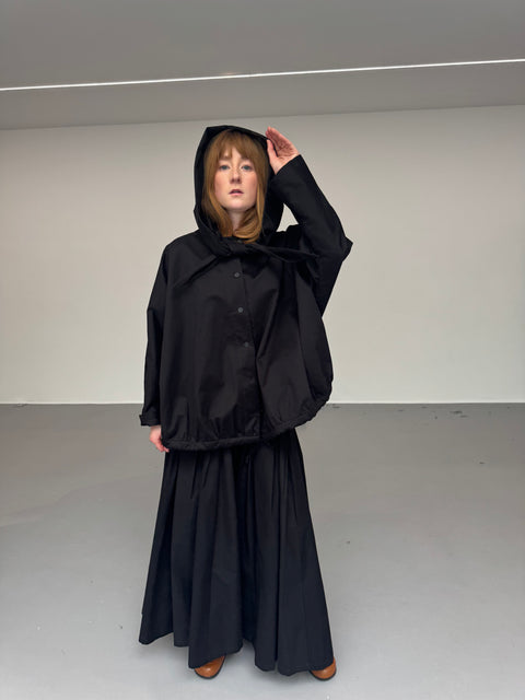 Apuntob Round Neck Jacket With Detachable Hood