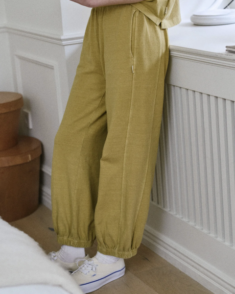 Le Bon Shoppe Balloon Pants | Chartuese