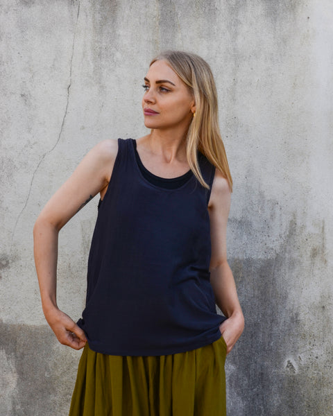 Black Crane Silk Mix Loose Camisole Top