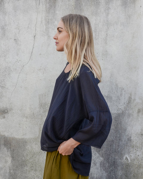 Black Crane Silk Mix Oversized Top | Black