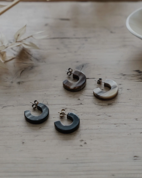Chunky Horn Hoop Earrings | Light