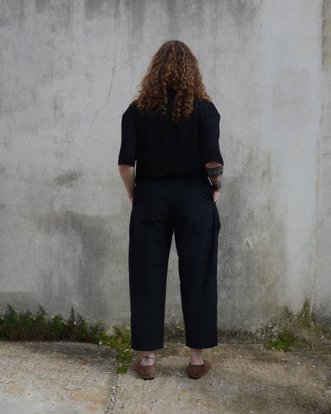 Apuntob Black Crinkle Pleat Trousers