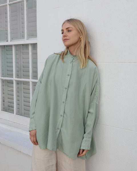 Frida zazou Washed Silk Frill Shirt | Pale Green
