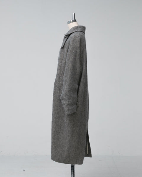 Kagure Wool Balmacaan Coat