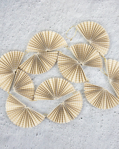 Greta Fold Garland
