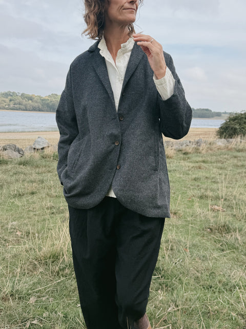 Frida Zazou Herringbone Cashmere Blazer