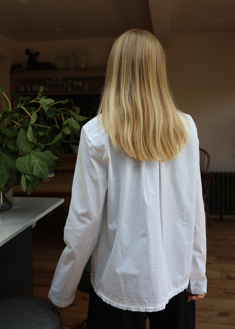 Aequamente Frill Collar Shirt | White