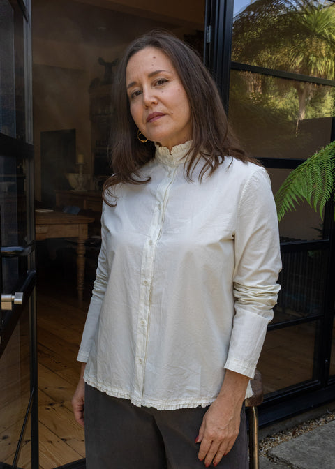 Aequamente Frill Collar Shirt | Chalk