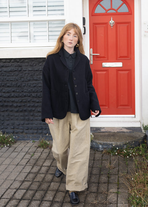 Kagure Nuanced Drum-Dyed Trousers | Beige