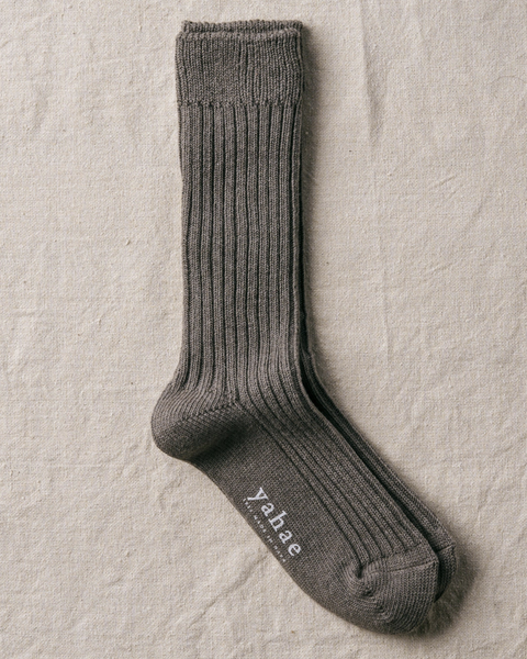 Organic Cotton Yak Ribbed Socks | Dark Grey