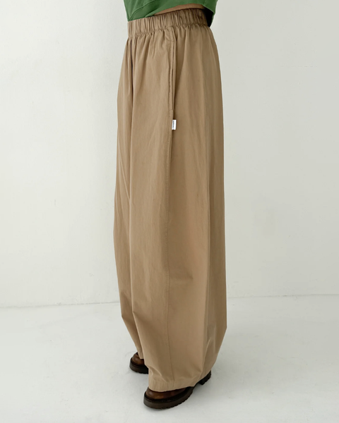 Le Bon Shoppe Parachute Pants | Camel