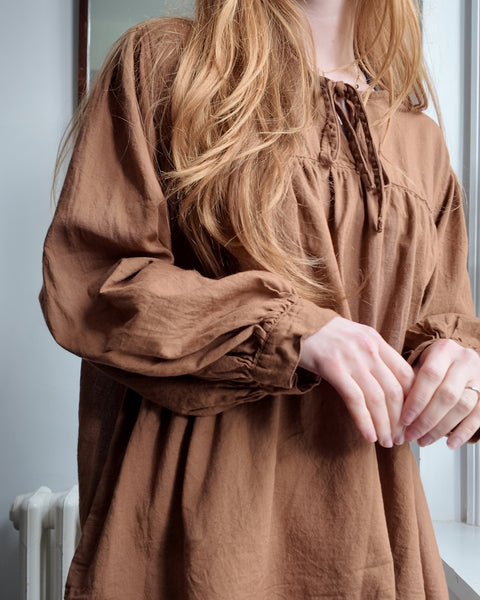 Rabens Saloner Cheesecloth Boho Top | Chestnut