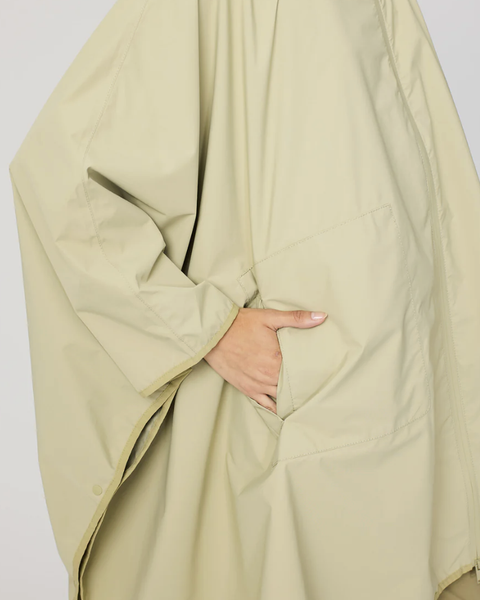 Tanta Oversized Raincape | Stone