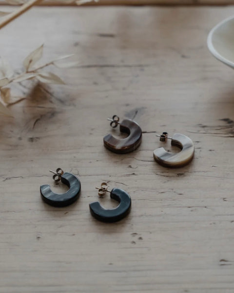 Chunky Horn Hoop Earrings | Medium
