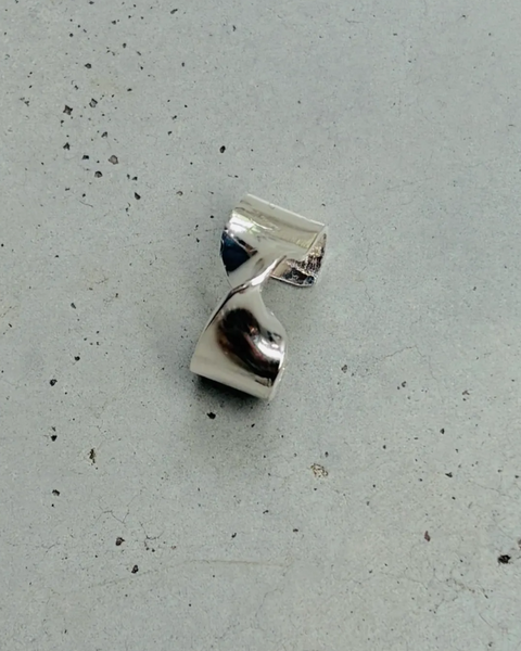Ribbon Ear Cuff | Silver