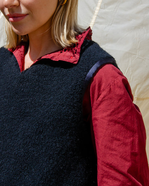 Sula Black Malin Vest