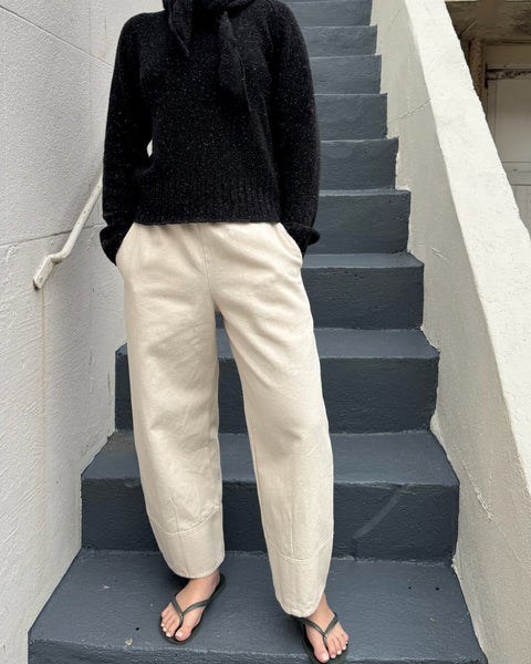 MJ Watson Donnegal Tweed Charcoal Cashmere Round Neck Pullover