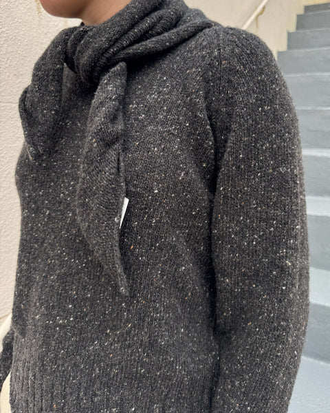MJ Watson Donnegal Tweed Charcoal Cashmere Round Neck Pullover